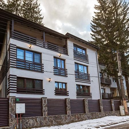 Vila Imperial Bed & Breakfast Sinaia Bagian luar foto
