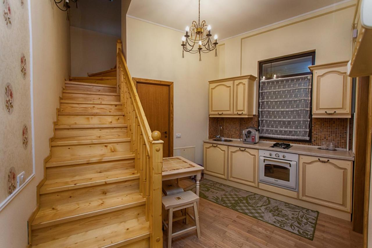 Vila Imperial Bed & Breakfast Sinaia Bagian luar foto
