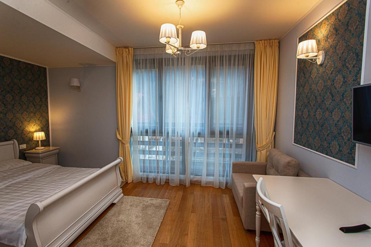 Vila Imperial Bed & Breakfast Sinaia Bagian luar foto